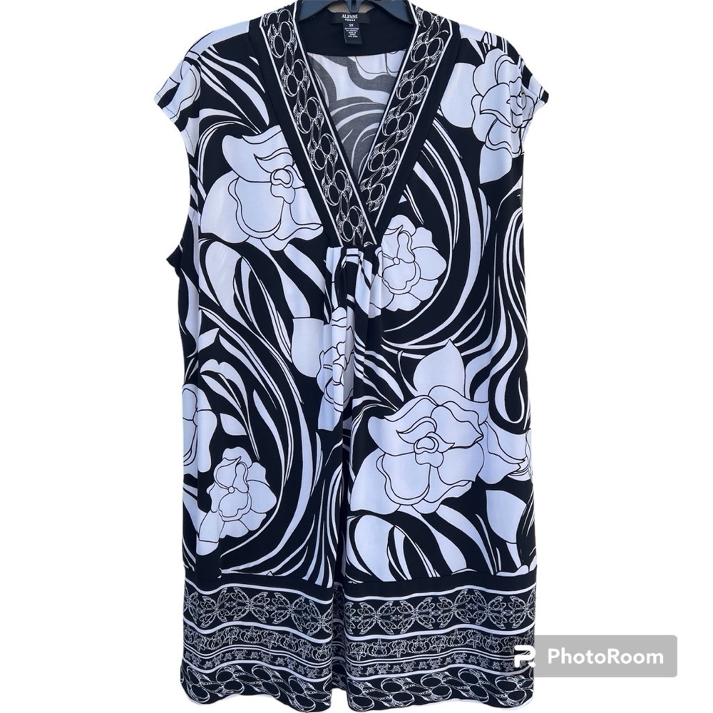 Alfani Retro White Black Floral Midi Dress